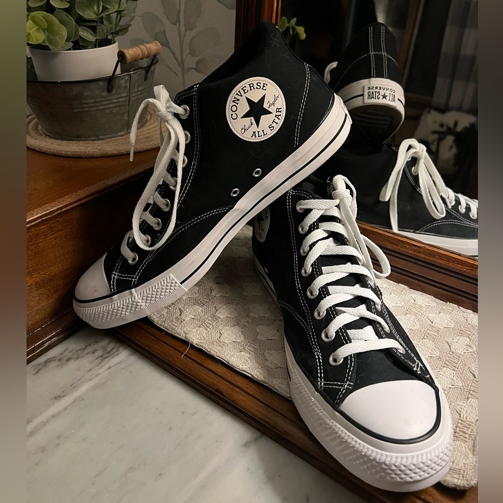 CONVERSE Chuck Taylor All Star Maiden Street Mid Top Sneakers Black White Sz 13